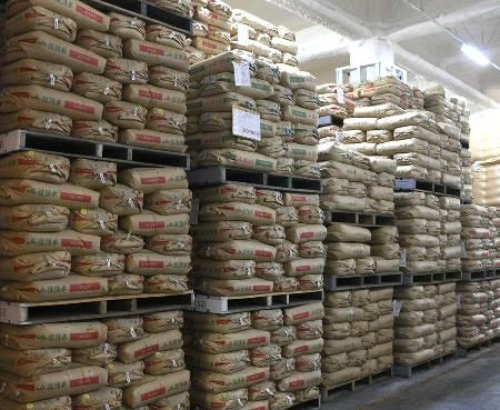 【政府】コメの民間備蓄、試験運用を検討　1年かけ保管と流通上の課題検証